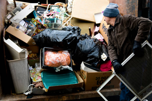 Best Commercial Cleanout Services  in North Syracuse, NY